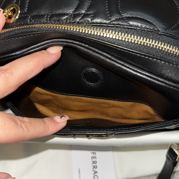 Salvatore Ferragamo Quilted Calfskin Camera Bag! - Picture 4 of 6